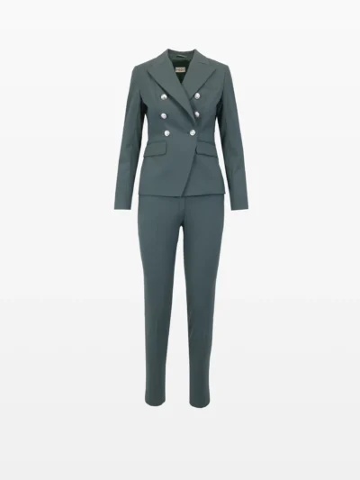 Costum Green Tailored Elegance